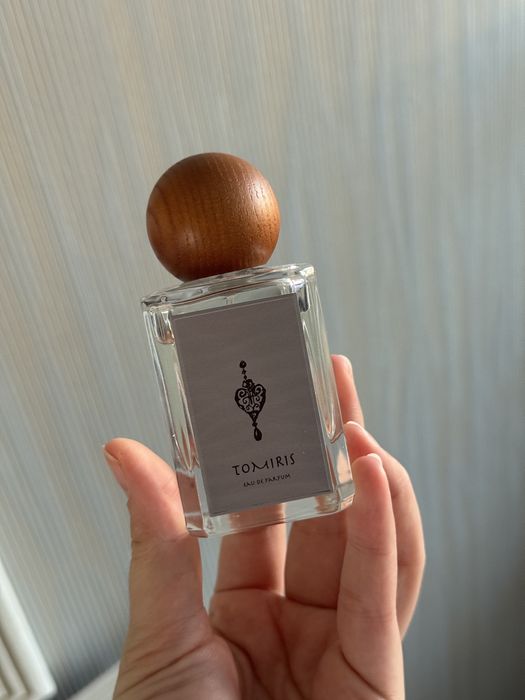 Продам новые духи