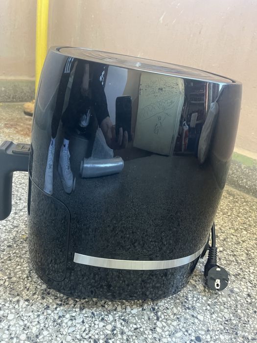 Airfryer фритюрник с горещ въздух