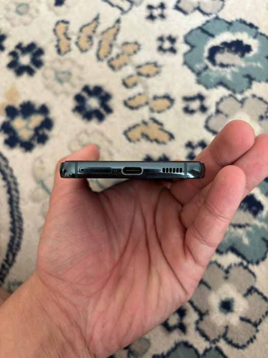 Продам Samsung s22 256gb