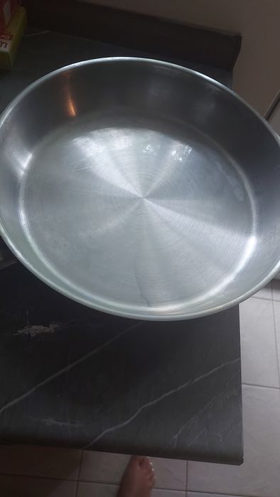 Тиган от неръждаема стомана