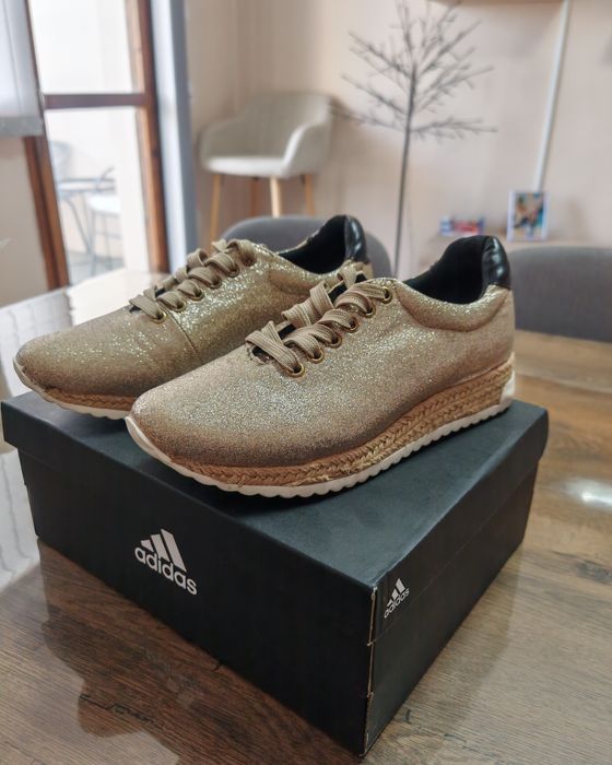 Дамски маратонки INTRIGO