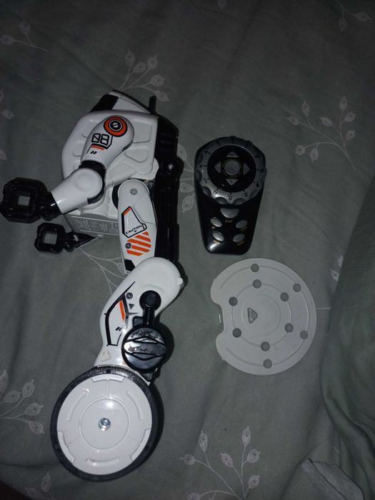 Трансформиращ робот