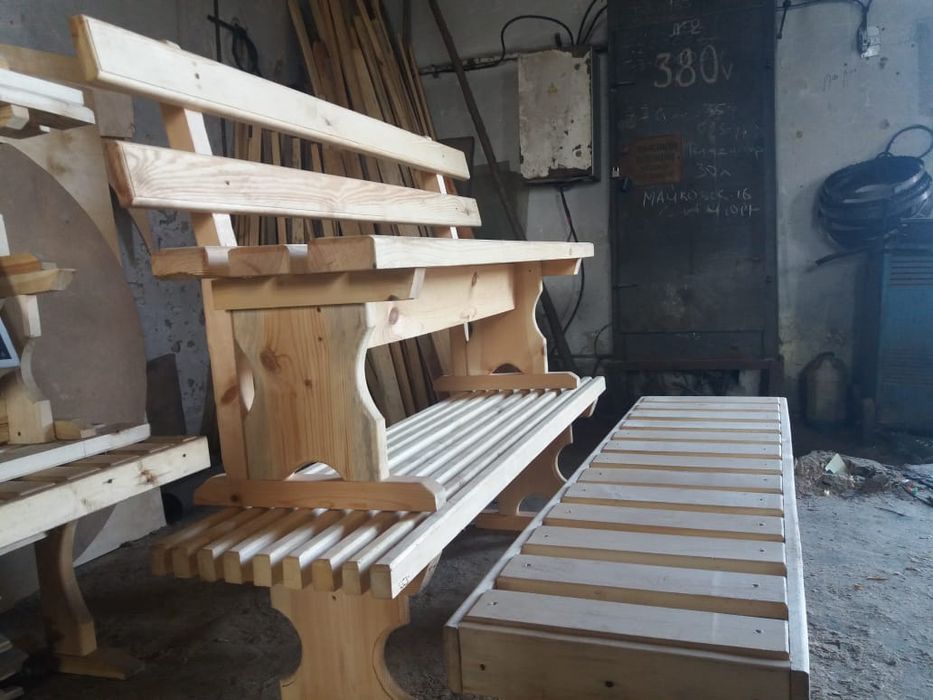 Лавки деревянные