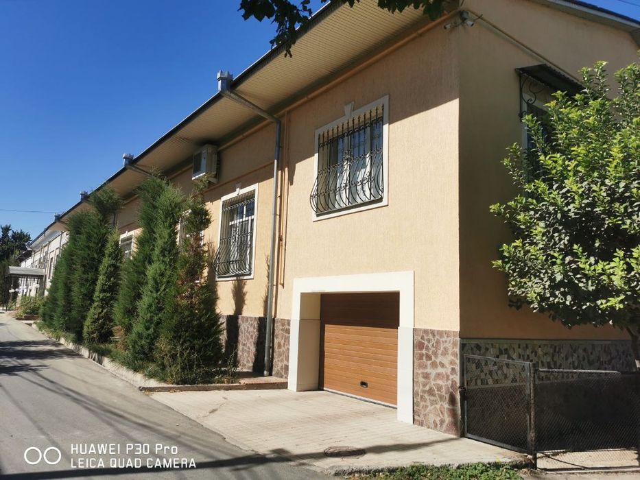 Дом в махалле Катта Хасанбай Юнусабадского района