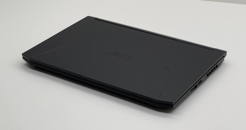 Noutbook sotiladi Aser Nitro gaming