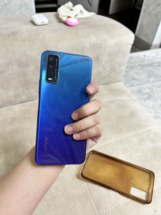 Телефон vivo y21