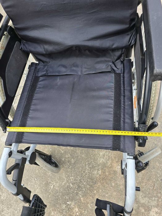 Рингова Инвалидна количка BREEZY Basix