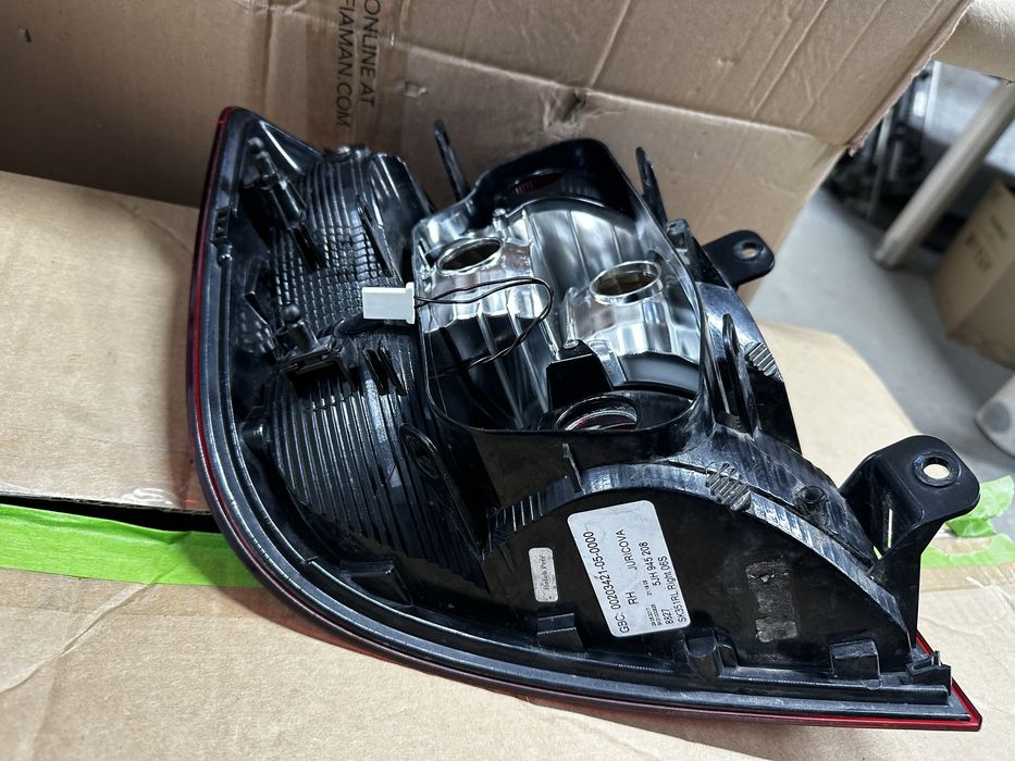 Stop dreapta skoda rapid faceliftcod:5Jh945208..