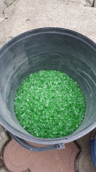 Sticlă colorată sort pentru mozaic