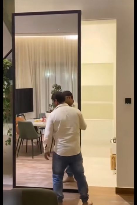 Скрытые двери с раздвижным механизмом