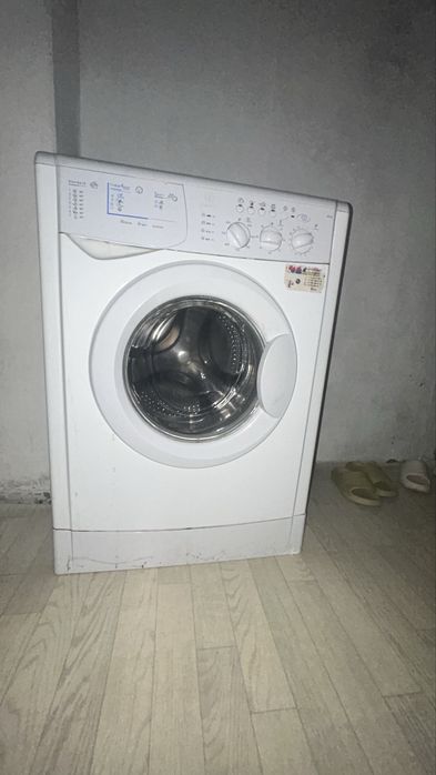 Продам стиральную машину