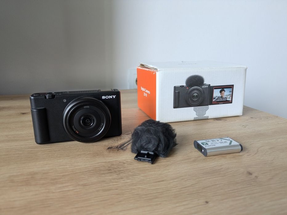 Sony ZV-1F - КАТО НОВА! Супер за Социални Медии, YouTube, TikTok, Reels