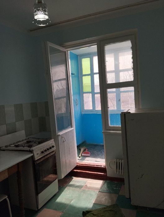 Navoiy shahrida 2 xona uymiz sotiladi