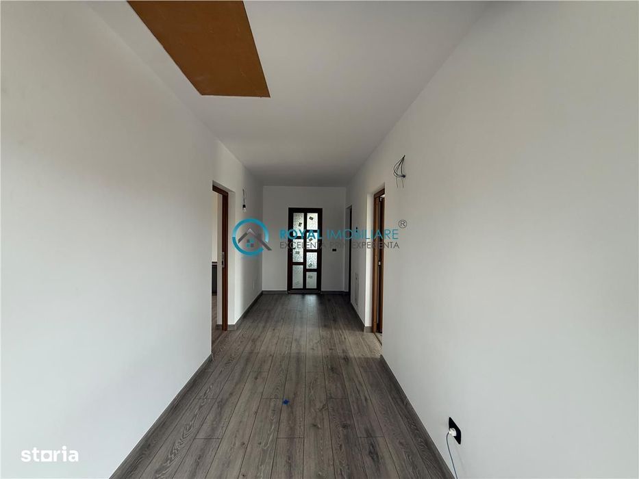 Royal Imobiliare - Vanzare Vila zona Boldesti Scaieni