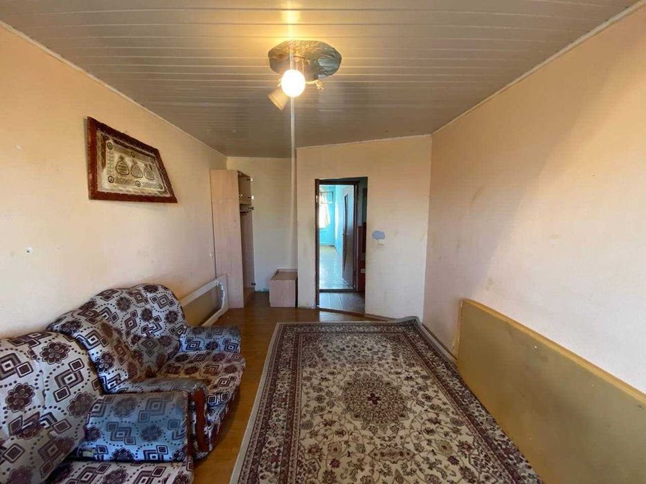 Продам 2 комнатную на Молодежке