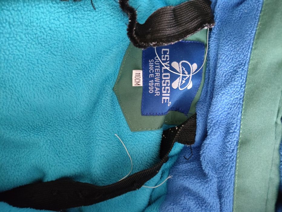 Продам комбинезоны 110.размер