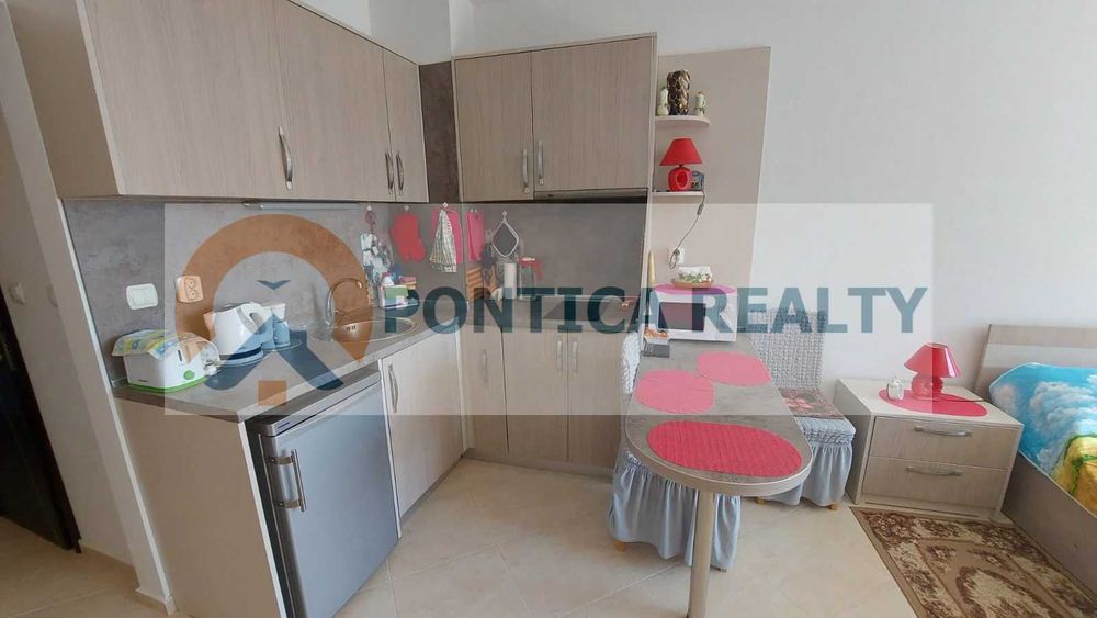 Продава се Едностаен апартамент в Поморие - 46 кв.м за 1337 €/кв.м - Снимка #3