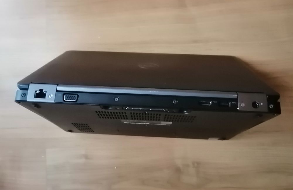 Лаптоп DELL Latitude E5270