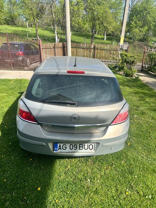 Vand Opel Astra Hatchback
