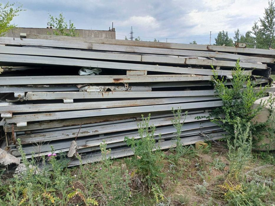 Гаражные металлические ворота