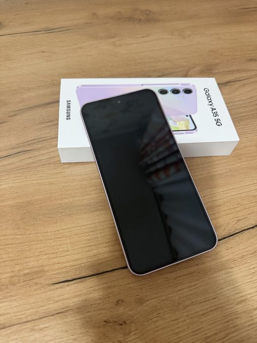 Телефон Samsung A35 5G