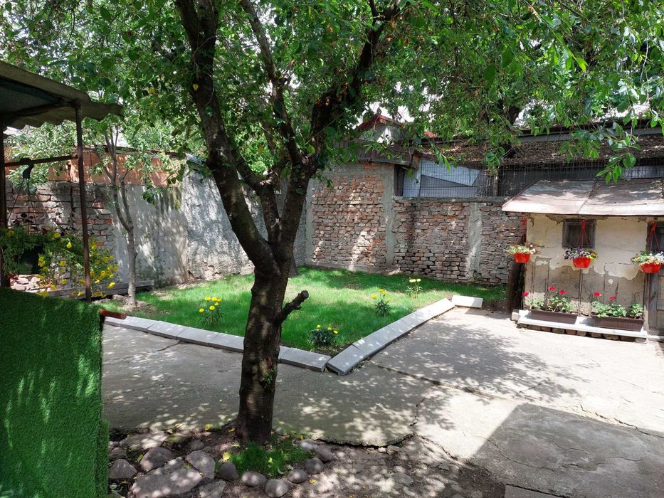 Inchiriez casa Crangasi