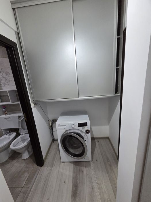 Pf inchiriez apartament 4-3 camere
