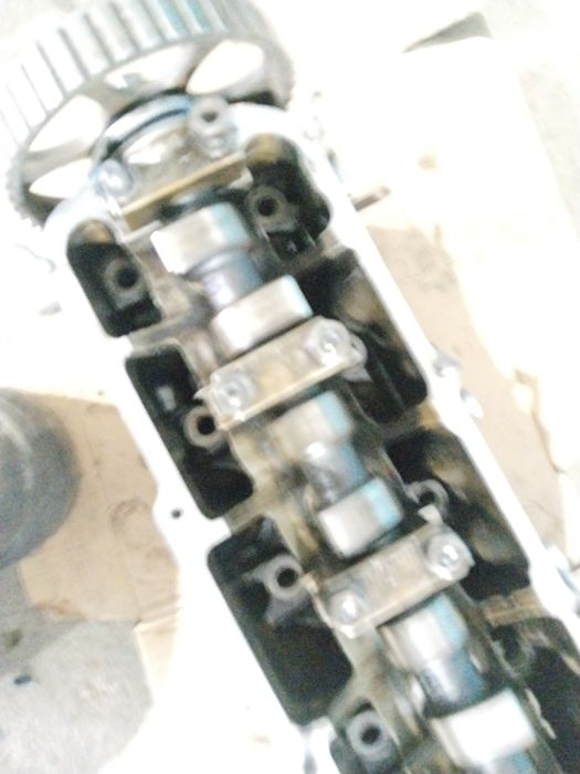 Продам головки 1.8 об