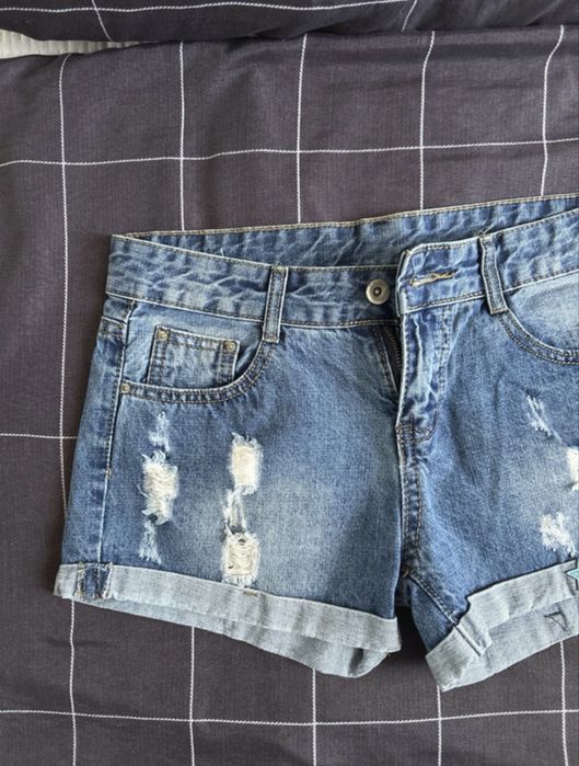 Blugi scurti Denim talie scurta marime L