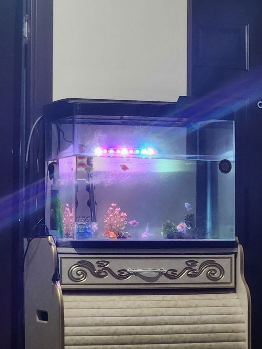 Аквариум сотилад 90 л