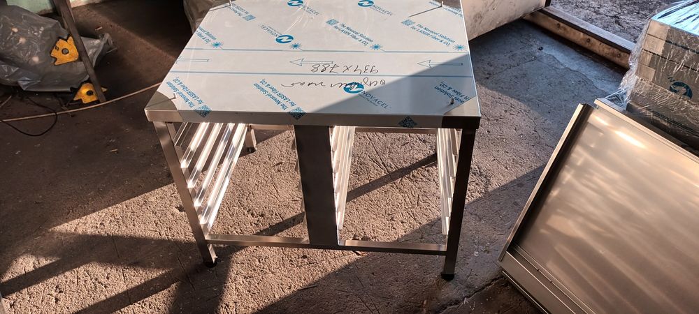 Стойка за конвектомат