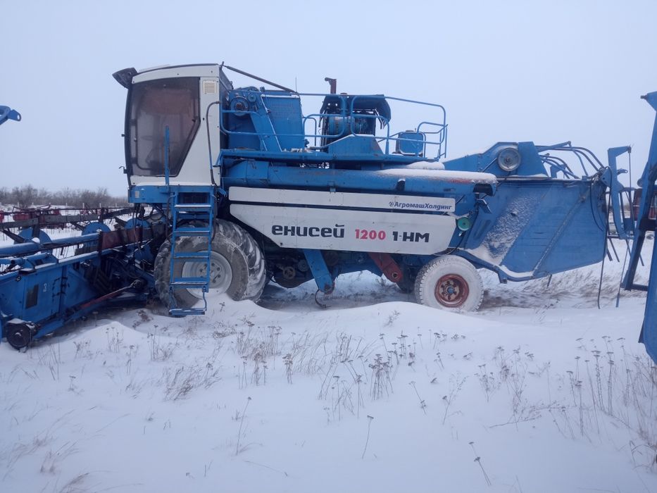 Продам комбайны Енисей