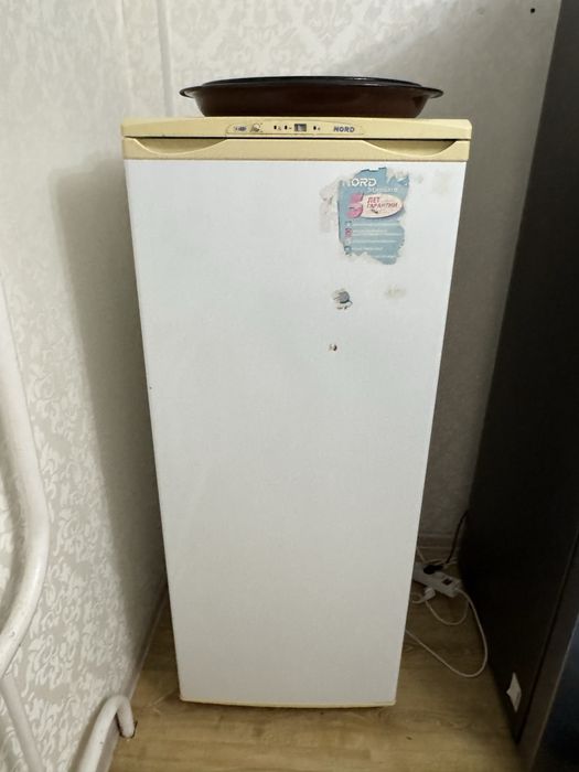 Морозильник вертикальный(стоячий)