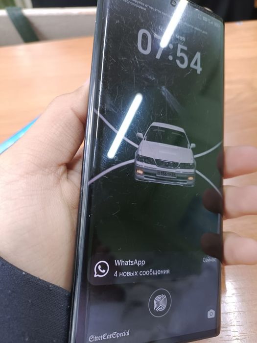 Продам телефон HONOR 70
