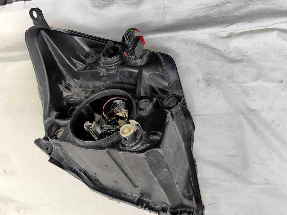 Оригинален фар Ситроен Ц2  Citroen C2