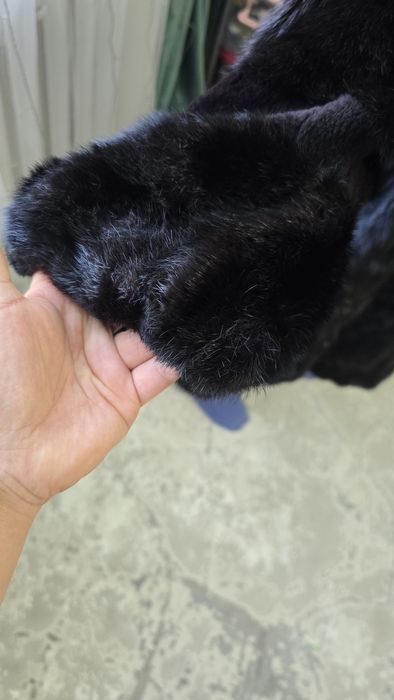 Продам норковую шубу 44-48