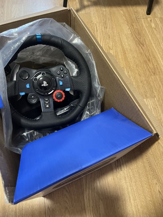 Volan Logitech G29 + Pedale + Schimbator Driving force