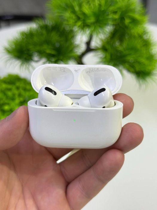 Air Pods Pro  (Lightning)   Комплектация: БК (9)
