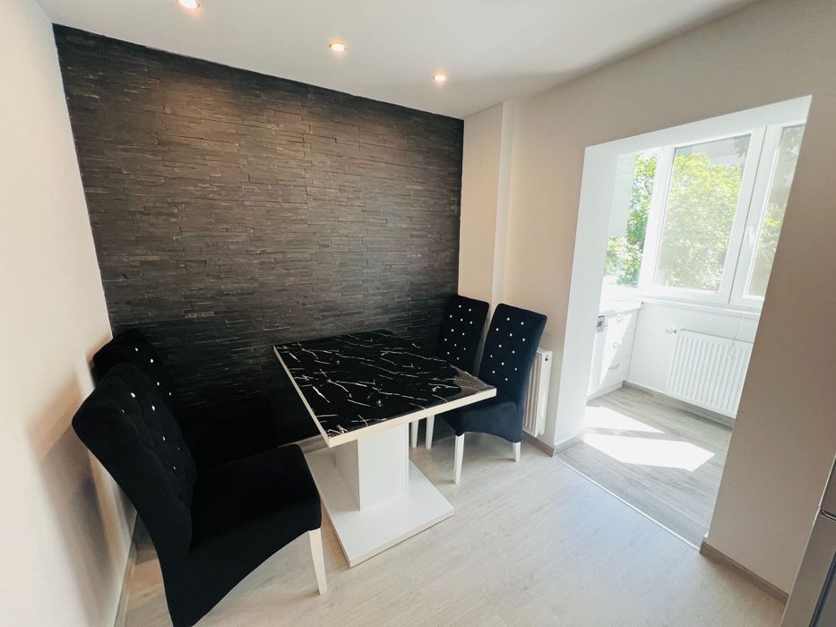 Inchiriez apartament 3 camere