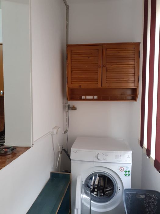Inchiriez apartament
