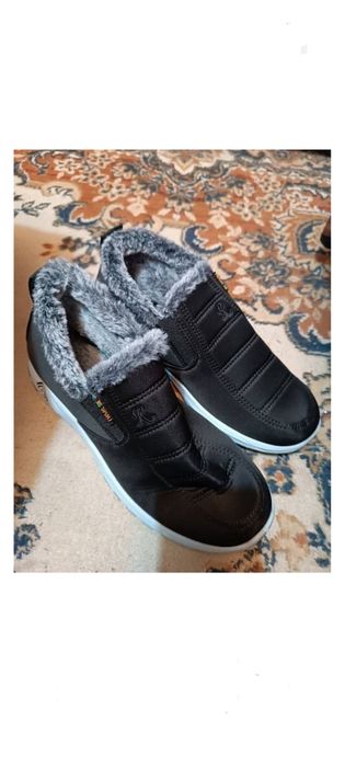 Продам кросовки зимние