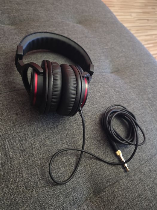 Vand casti scarlett studio hp60 MkIII.sunt in stare perfecta