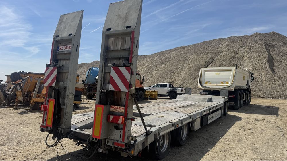 Trailer  40 t   Cu 4 axe