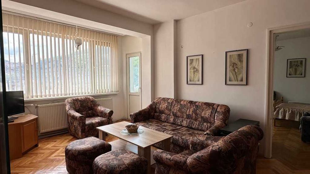 Дава се под наем Двустаен апартамент в Габрово, Център - 72 кв.м за 280.5 € - Снимка #1