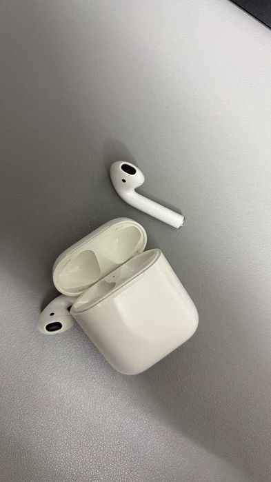 AirPods 2 (оригинал)