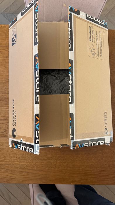 Vand Amplificator Cambridge Audio AXR100D