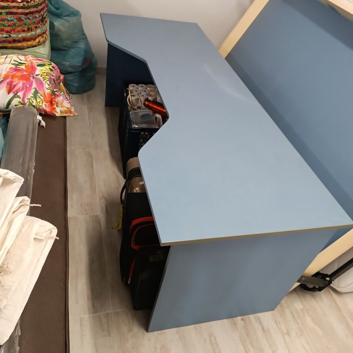 Голямо бюро без забележки