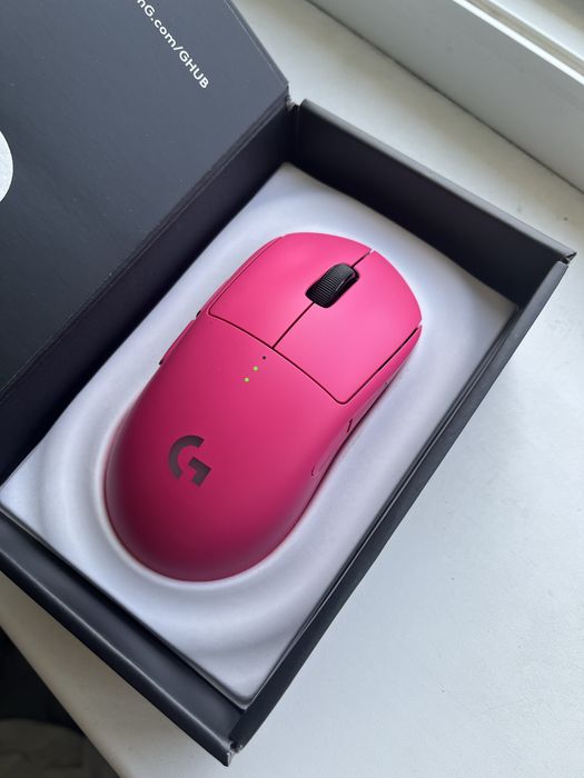 Logitech G pro 2 Lightspeed розовый
