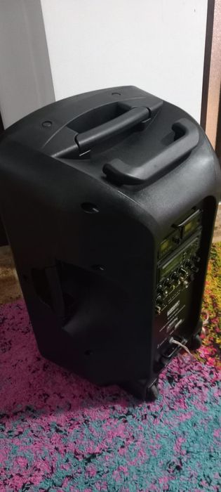 Boxa activa portabilă Power Acoustics defectă