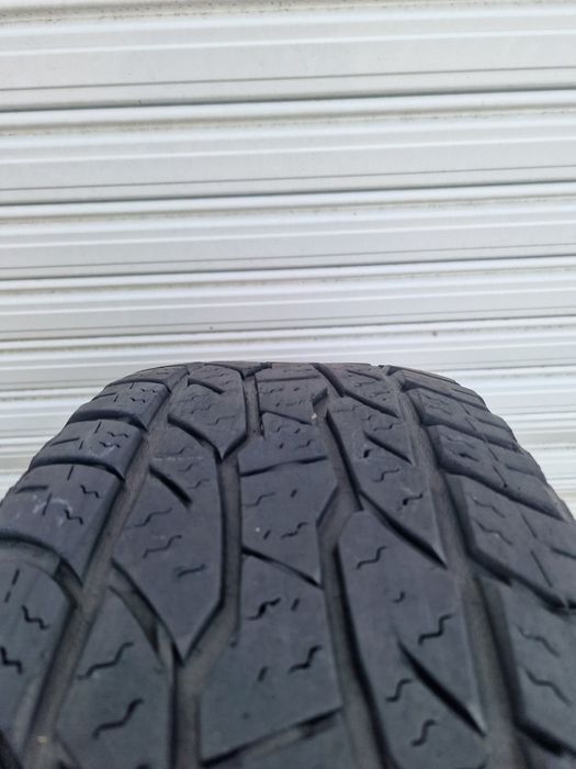 Всесезонни 2бр. А/Т 285/65/17 MAXXIS